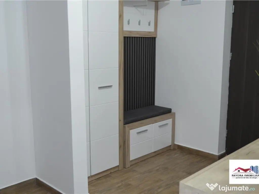 Apartament Nou 2 Camere cu Parcare Privata de Inchiriat Zona 