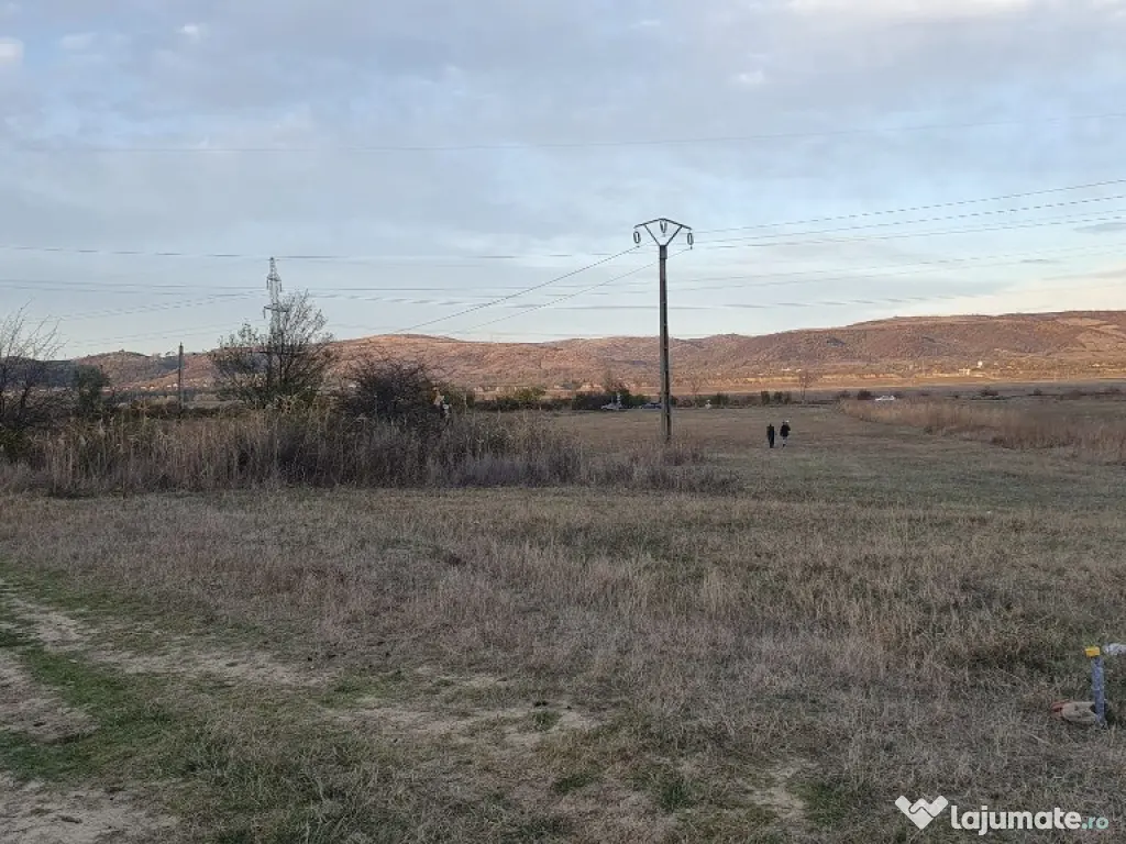 Teren intravilan ~ zona Candesti/BZ ~ 10.000mp ~ d=52m la DN10 