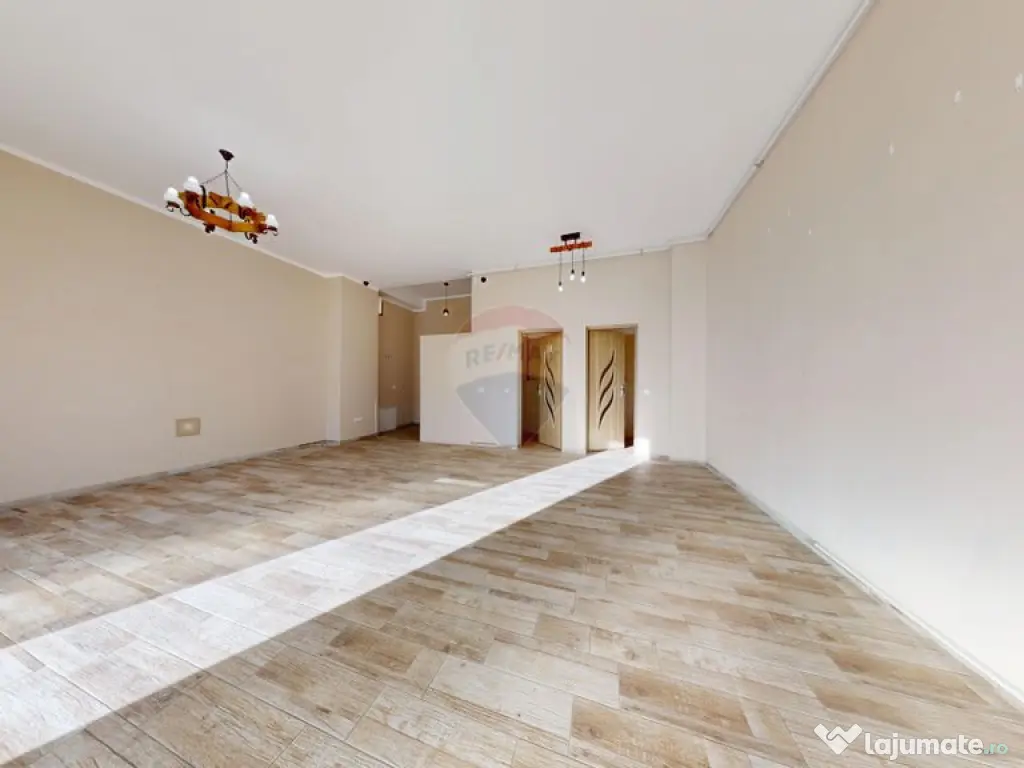 Spațiu comercial de închiriat Brașov, Răcădău, Ansa... 