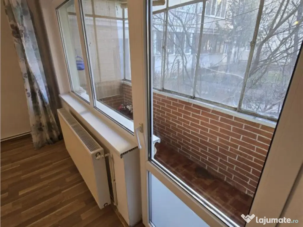 Apartament 3 camere la pret de 2 camere / zona Gemenii 