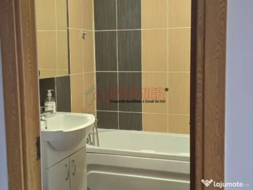 3 camere tip duplex - Bulevardul Brancoveanu - loc parcare 