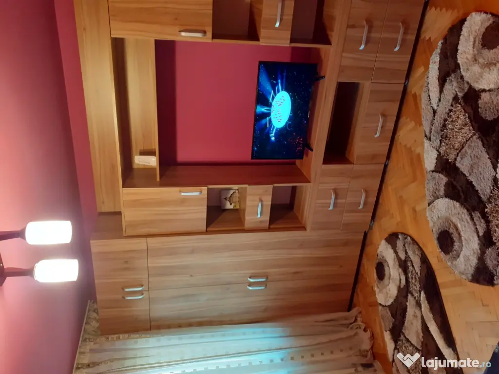 Închiriez garsoniera în  Lăpuș 