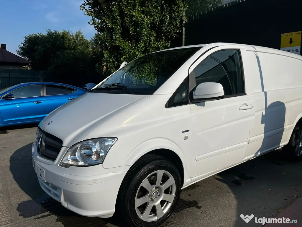 Vând Mercedes Vito 2011 