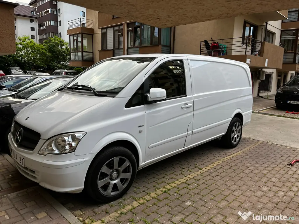 Vând Mercedes Vito 2011 