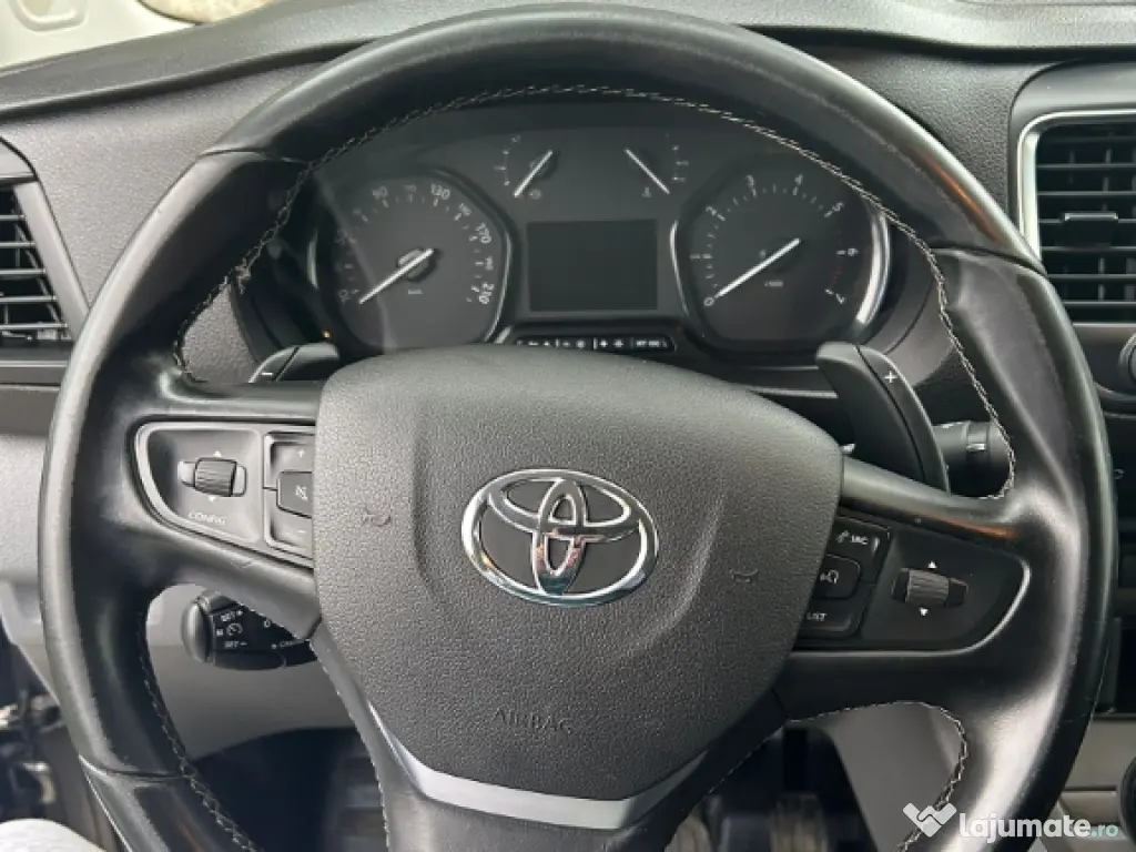 Toyota proace 