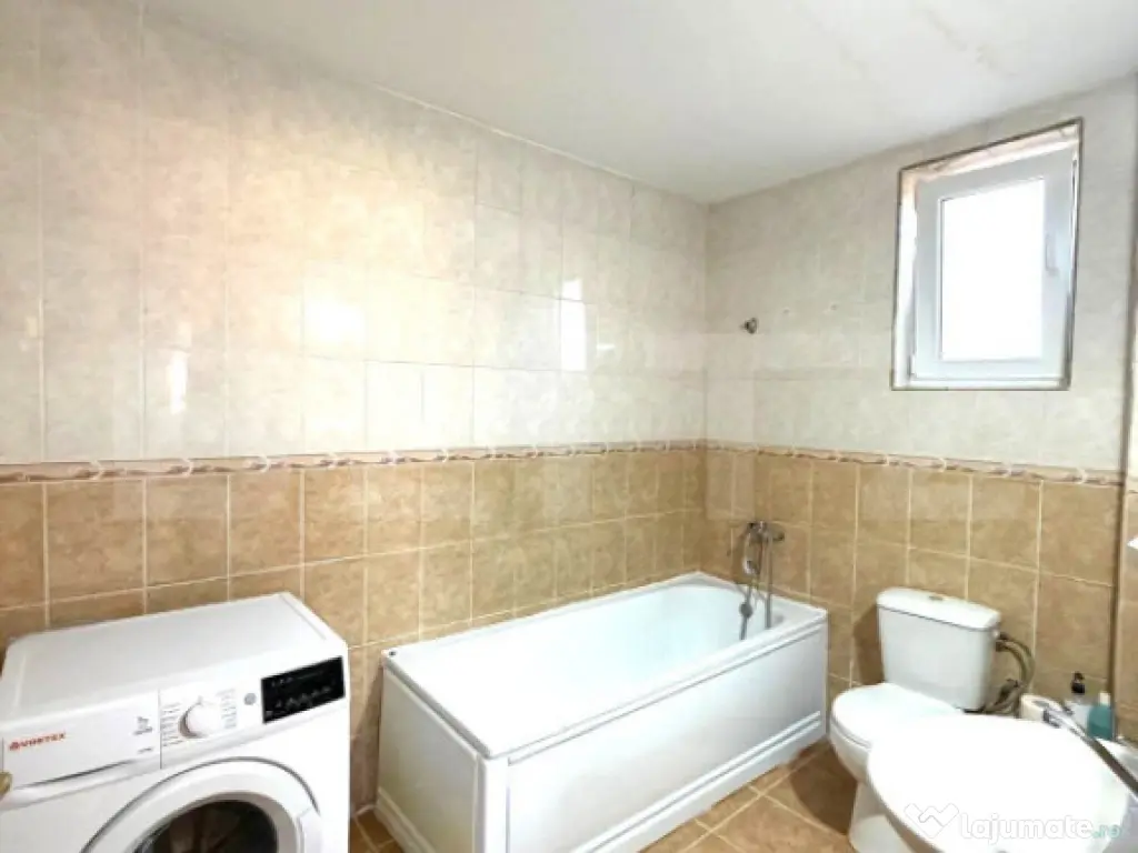 Casa 3 camere, 130 mp, 400 teren, 4 parcari, zona Valea Chin 