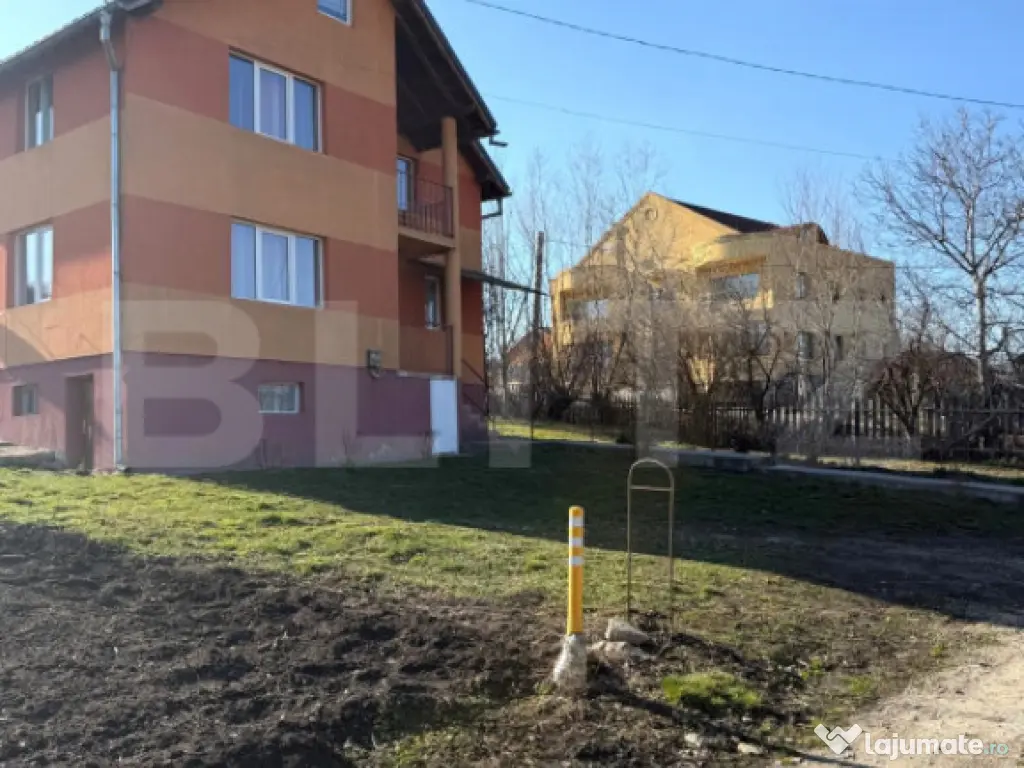 Casa 3 camere, 130 mp, 400 teren, 4 parcari, zona Valea Chin 