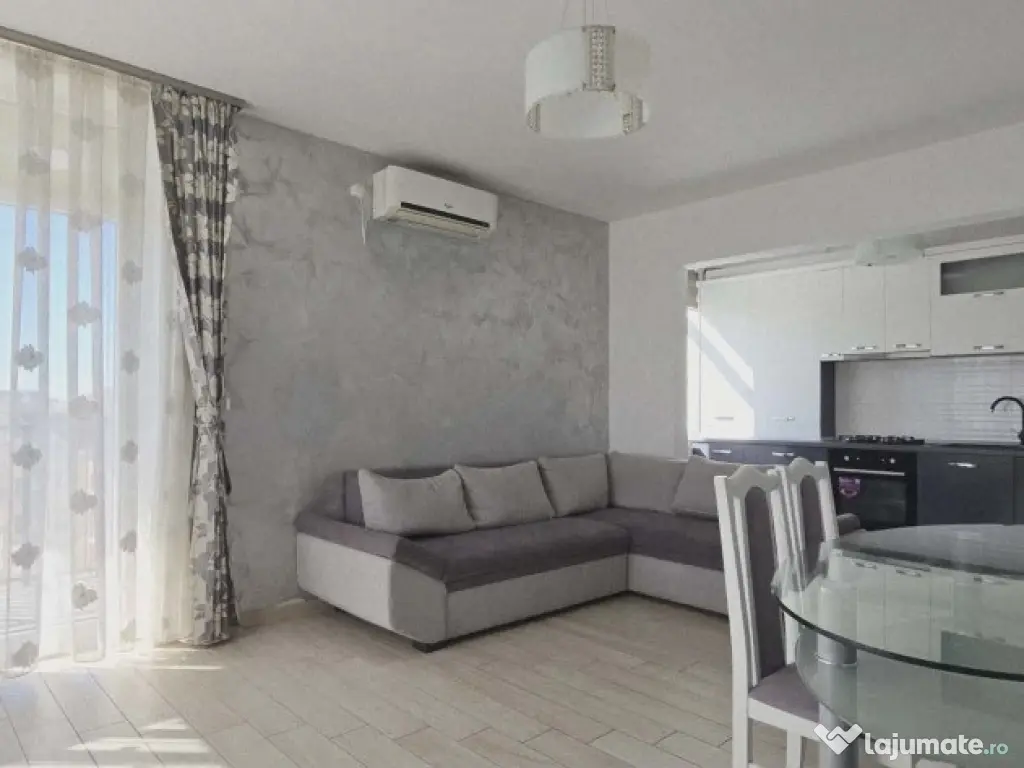 Apartament 3 camere de vânzare, cart. Prima Sova 