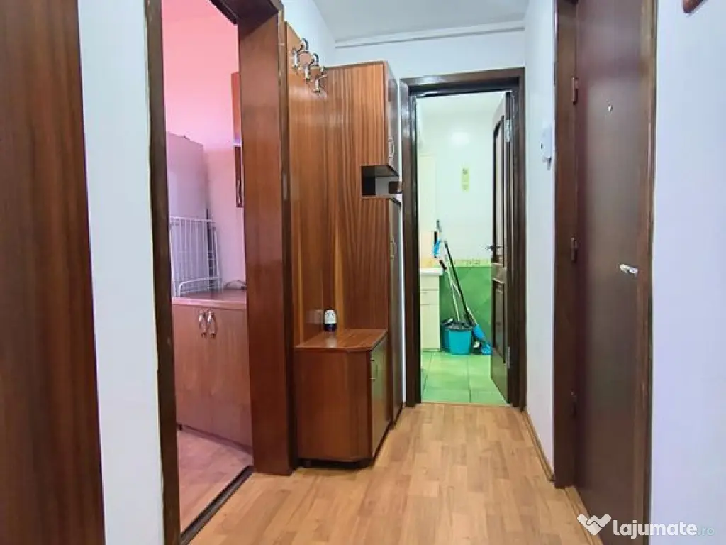 Dorobanti- Roma - Iancu de Hunedoara - Studio 