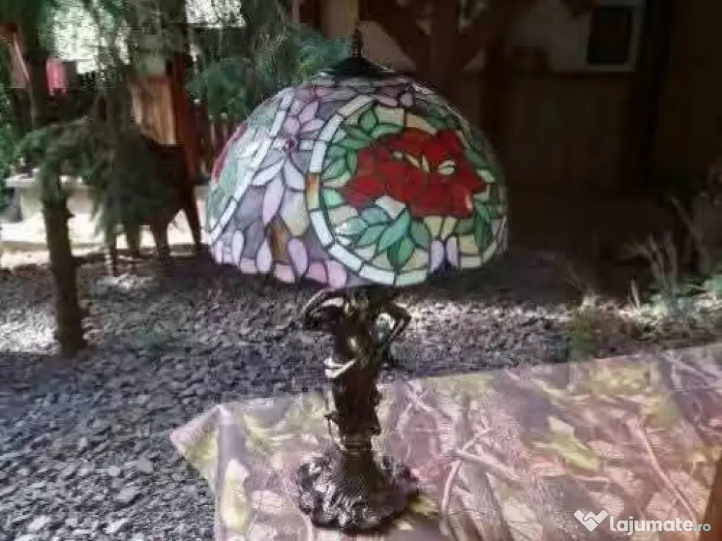 Veioza frumoasa still Tiffany