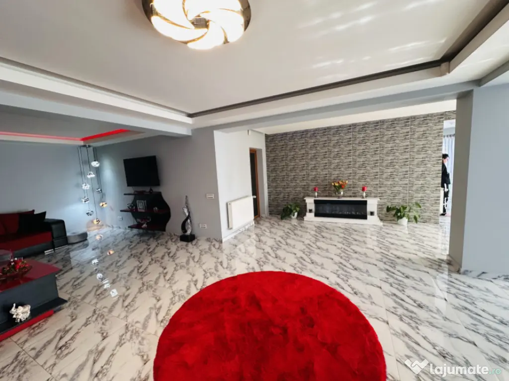 Vila superba, padure Rosu, 1000 mp teren, 310 mp construiti, 