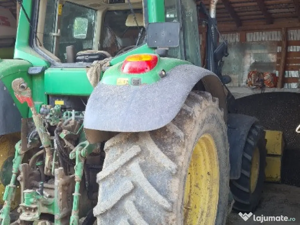 Tractor JOHN DEERE 6630 cu incarcator 