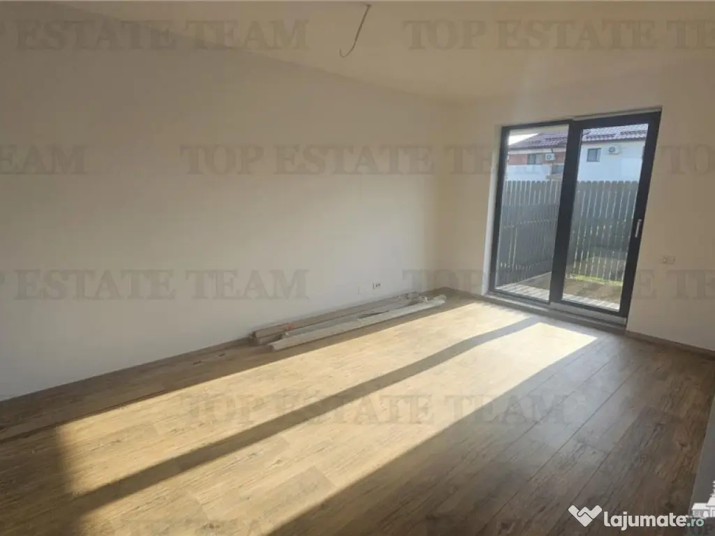 Vila lux 4 camere mansarda 52mp in Chiajna 