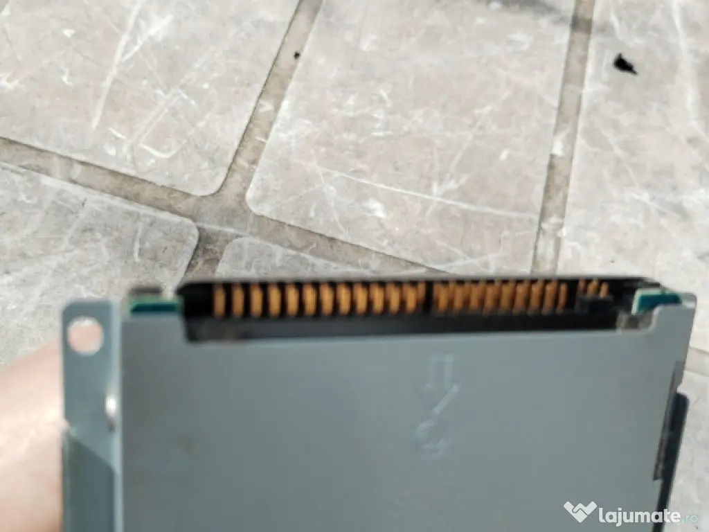 HDD ATA de 100G Fujitsu