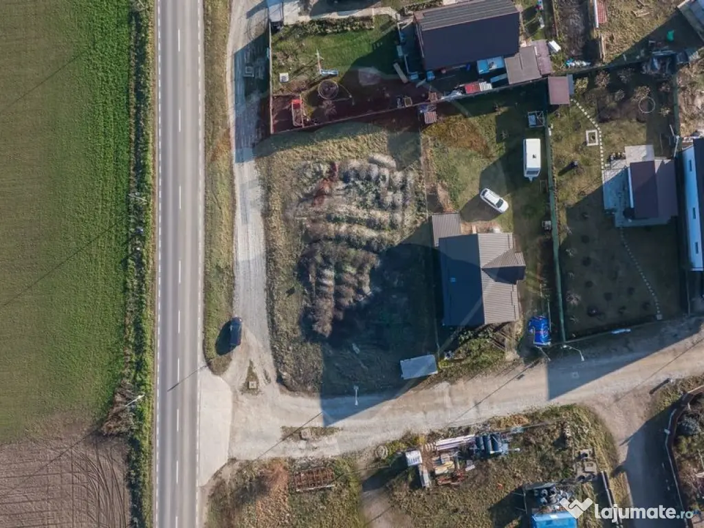 Teren intravilan cu dublu front stradal I Poiana Craitelo... 
