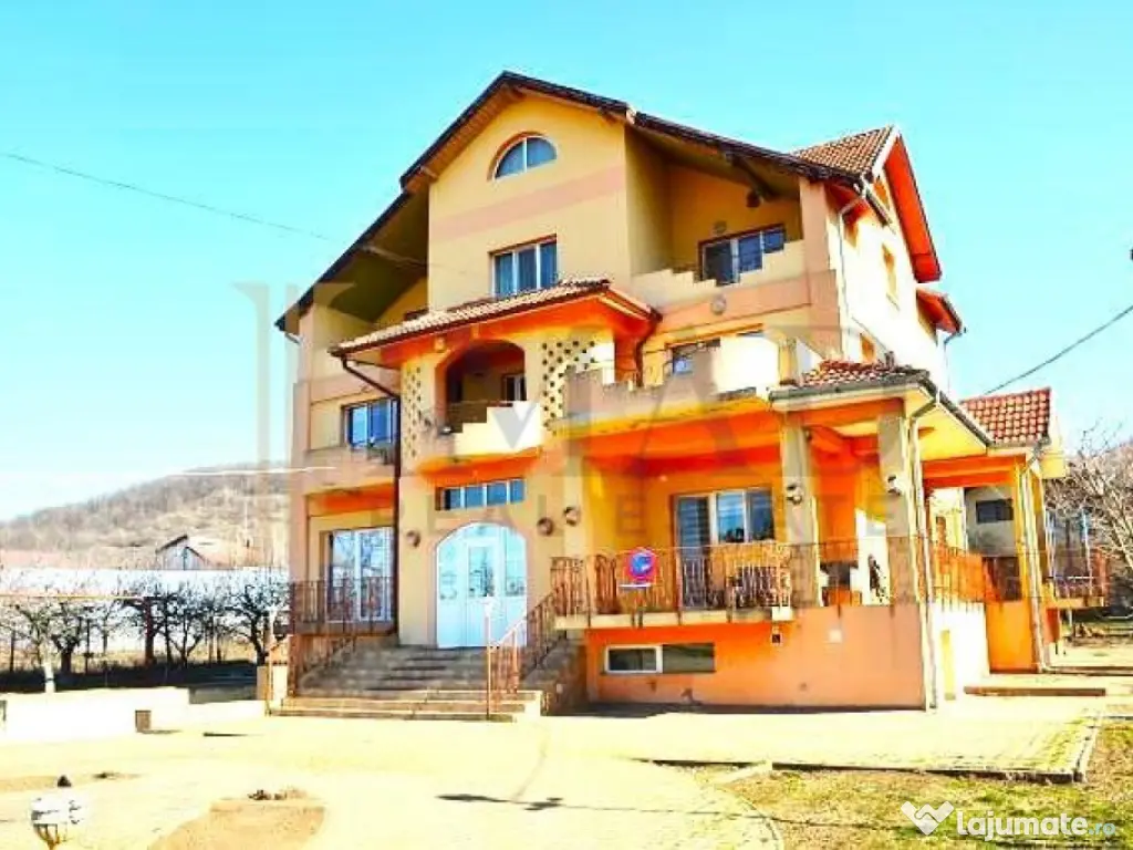 Vila spactaculoasa cu teren generos in Targoviste - Aninoas 