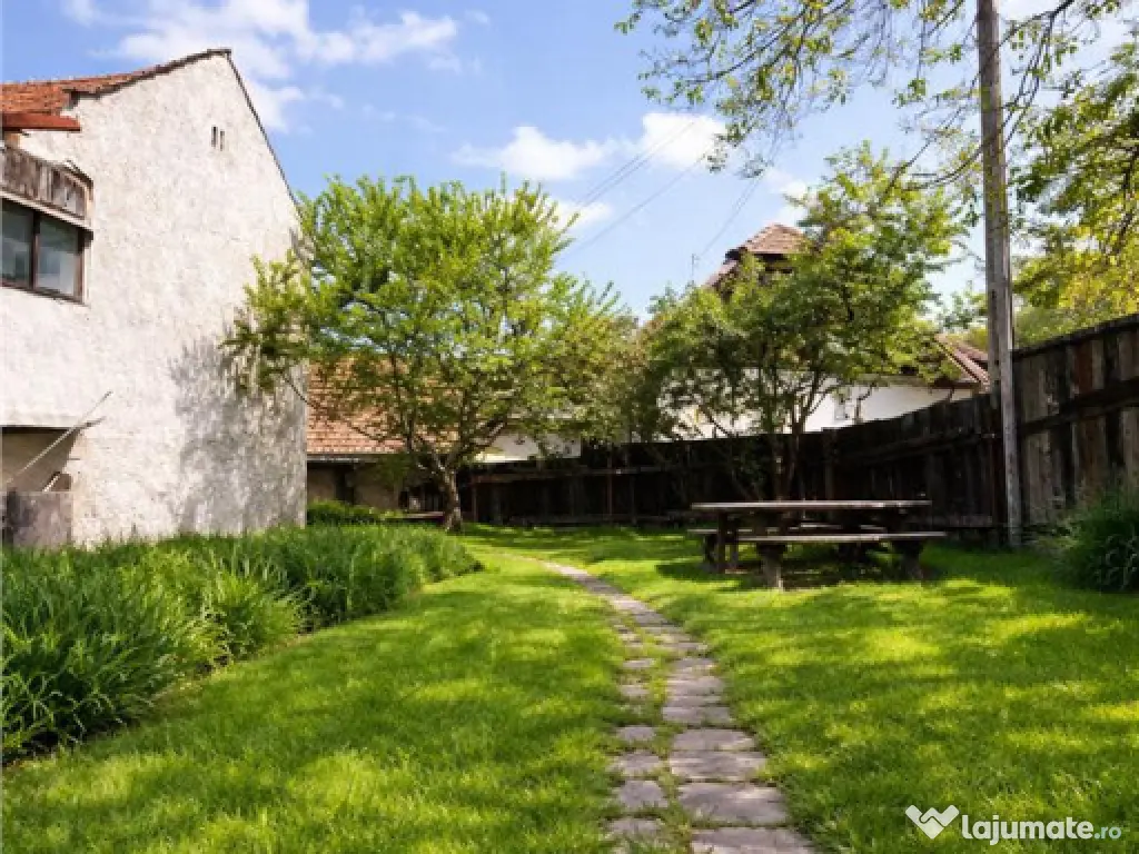 Casa, cu 850 mp gradina, Centrul Istoric - Schei, Brasov 