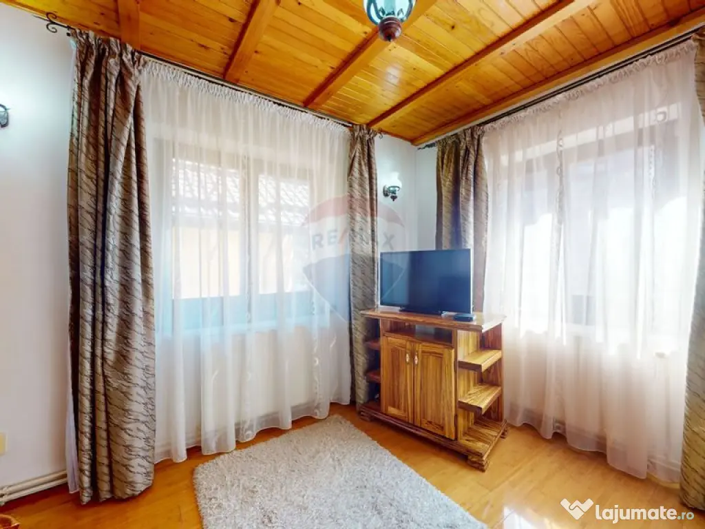 Vilă individuală solidă | Potential business| Tractoru... 