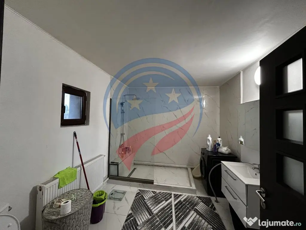 Casă spațioasă P+1+M pe teren de 902 mp – ideală pe... 