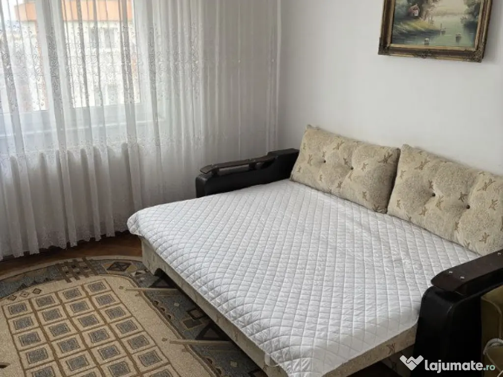 Apartament 3 camere zona GEMENII 