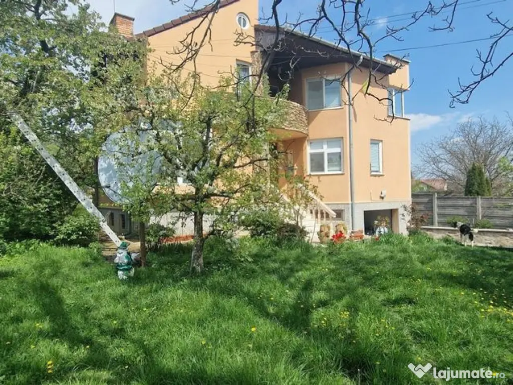 Casa - 1500 mp de teren - zona rezidențială schit 