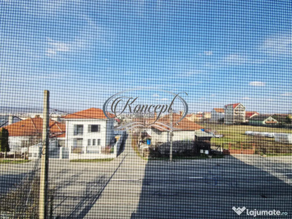 Apartament luminos in Andrei Muresanu, in vila cu parcare ac 