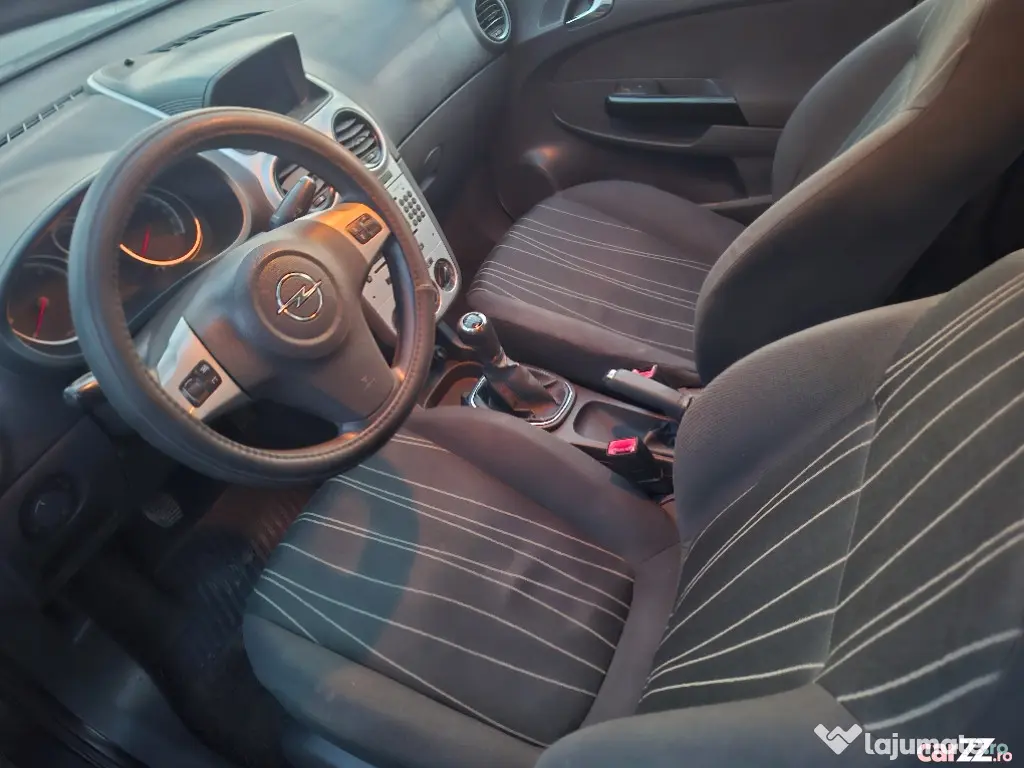 Opel Corsa, an 2009, 1.3tdi= rate cu buletinul 