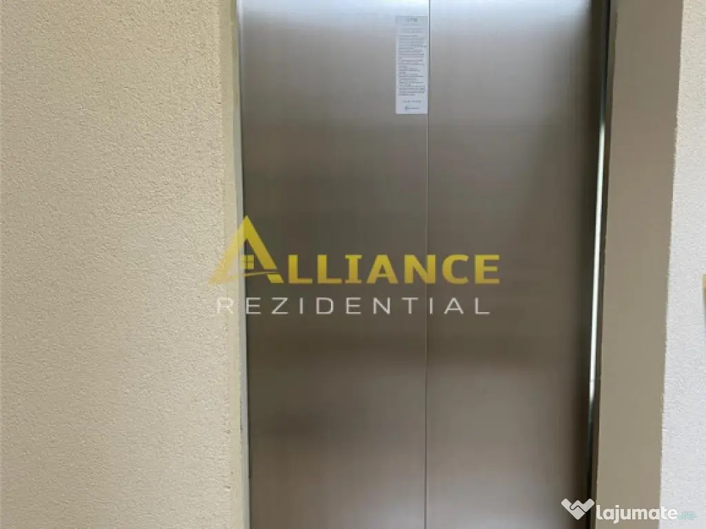 Apartament 3 camere Sector 4 