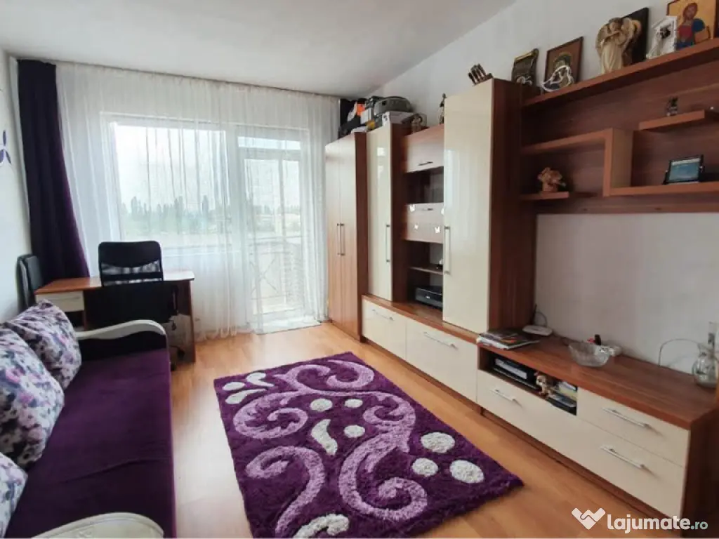 Inchiriez apartament cu 1 camera 