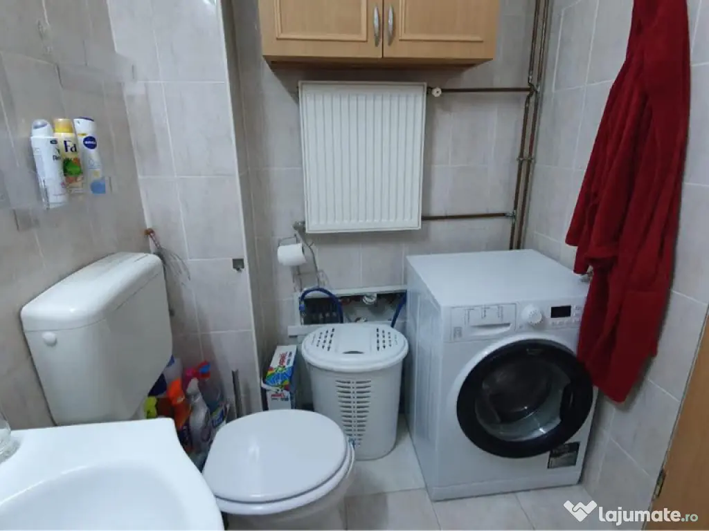 Inchiriez apartament cu 1 camera 