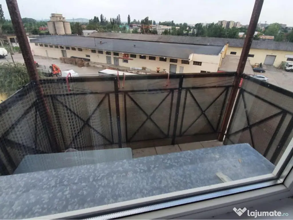 Inchiriez apartament cu 1 camera 