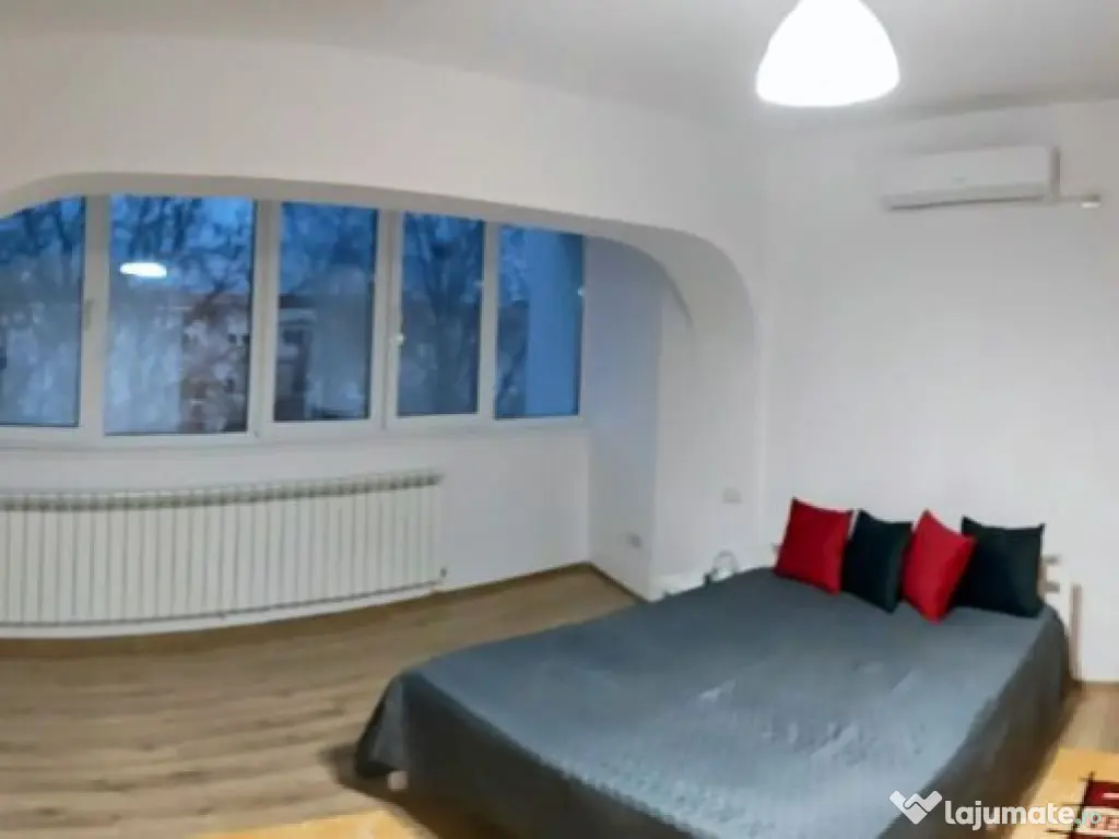 Apartament de închiriat cu 3 camere - cartier Tiglina 2