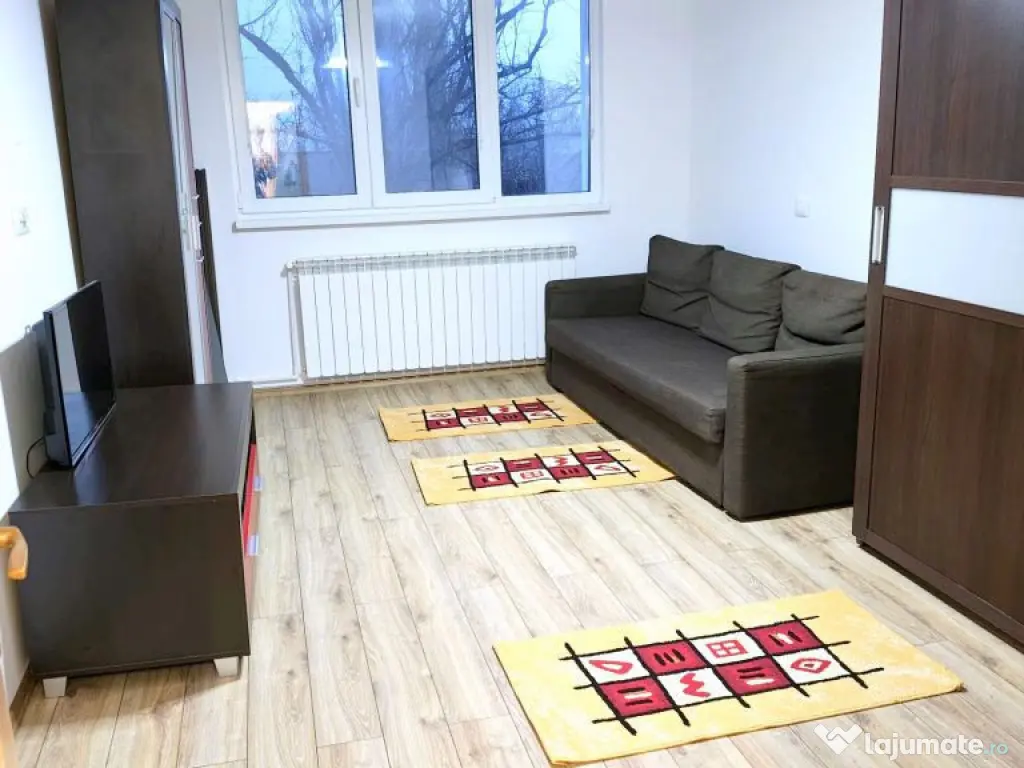 Apartament de închiriat cu 3 camere - cartier Tiglina 2
