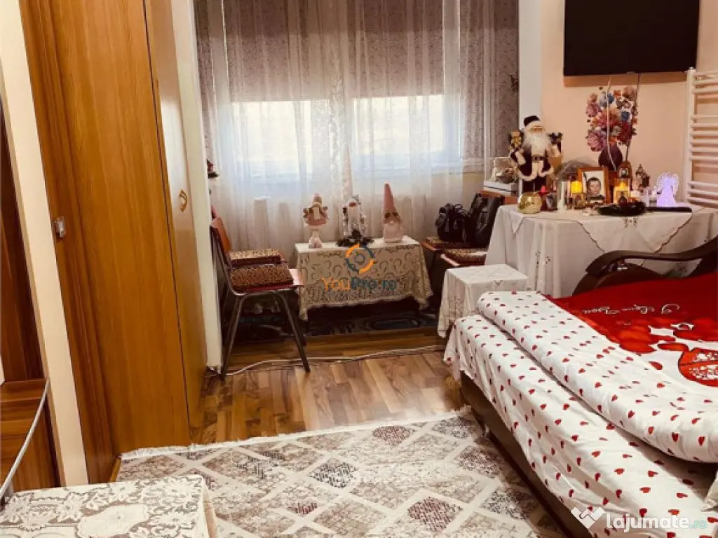 Apartament Decomandat cu centrala zona Buziasului 