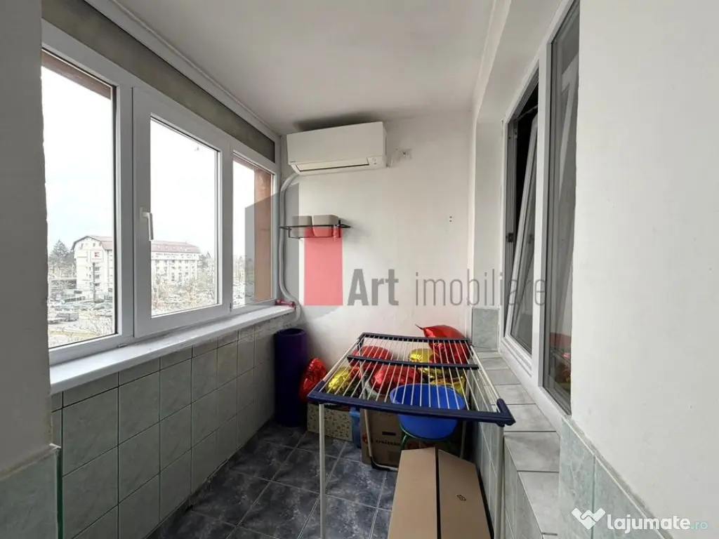 Apartament 4 camere zona Aparatorii Patriei\Berceni 