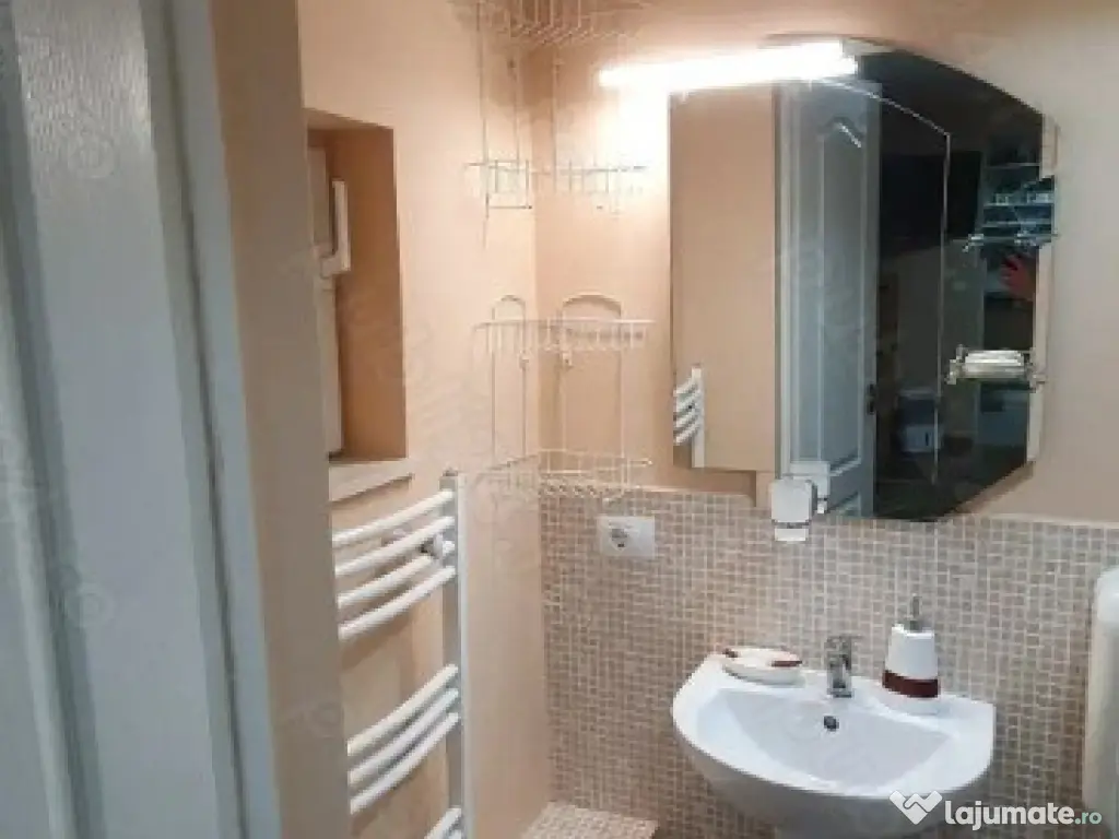 Unirii la casa parter 