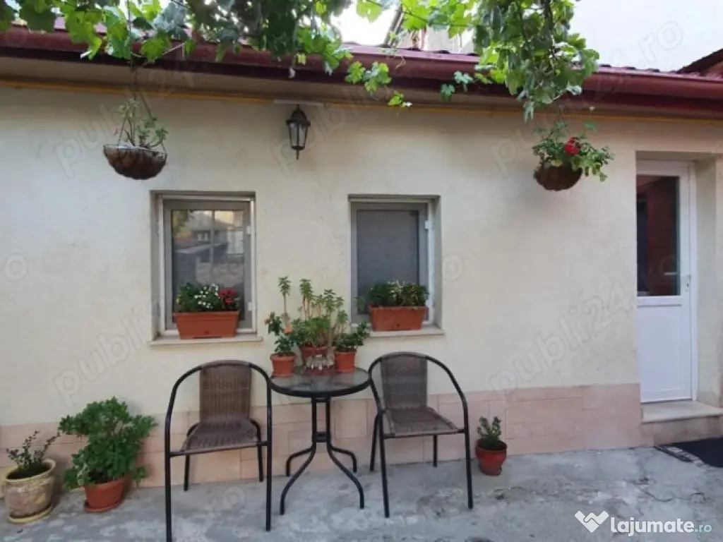 Unirii la casa parter 