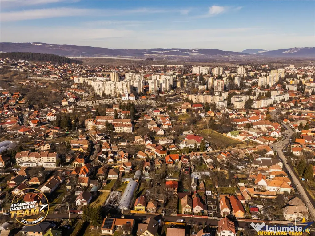 Casa din lemn, teren 384 mp: oportunitate de renovare, Simer 