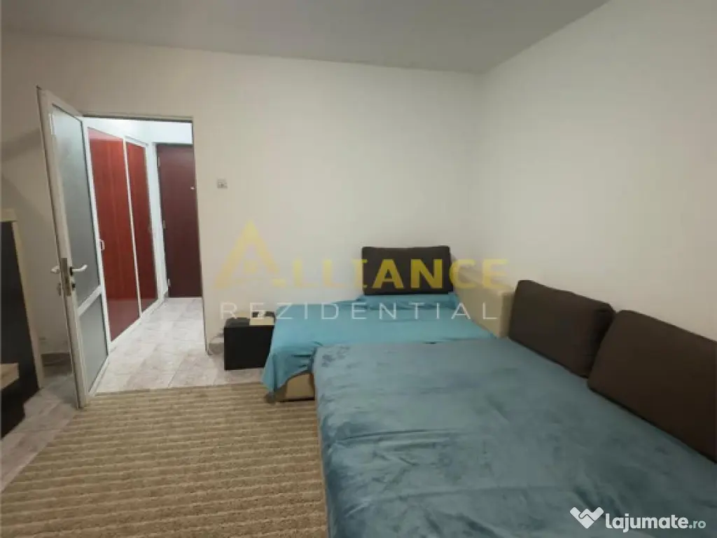 COSTIN GEORGIAN - 1 DECEMBRIE 1918 - Garsoniera etaj 3/10 