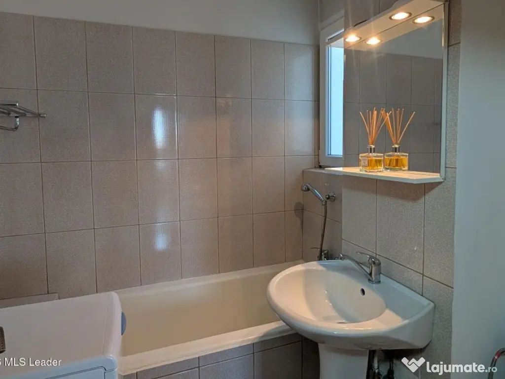 Eroii Revolutiei - Decomandat, Etaj 6, Vedere spate, Gata... 