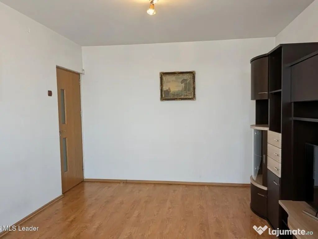 Eroii Revolutiei - Decomandat, Etaj 6, Vedere spate, Gata... 