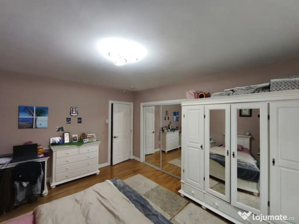 Casa in stil american, 150mp, 3000mp teren, Radauti