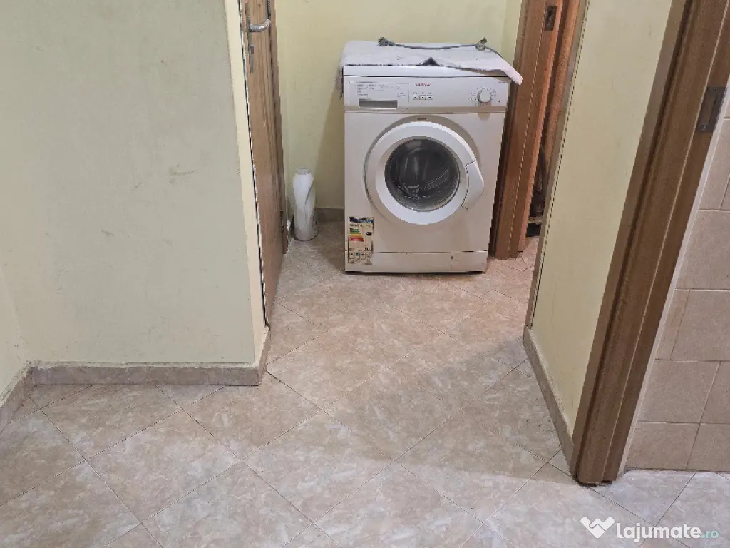 Inchiriez garsoniera in Deva, zona Dacia, etaj 3, mobilata, utilata