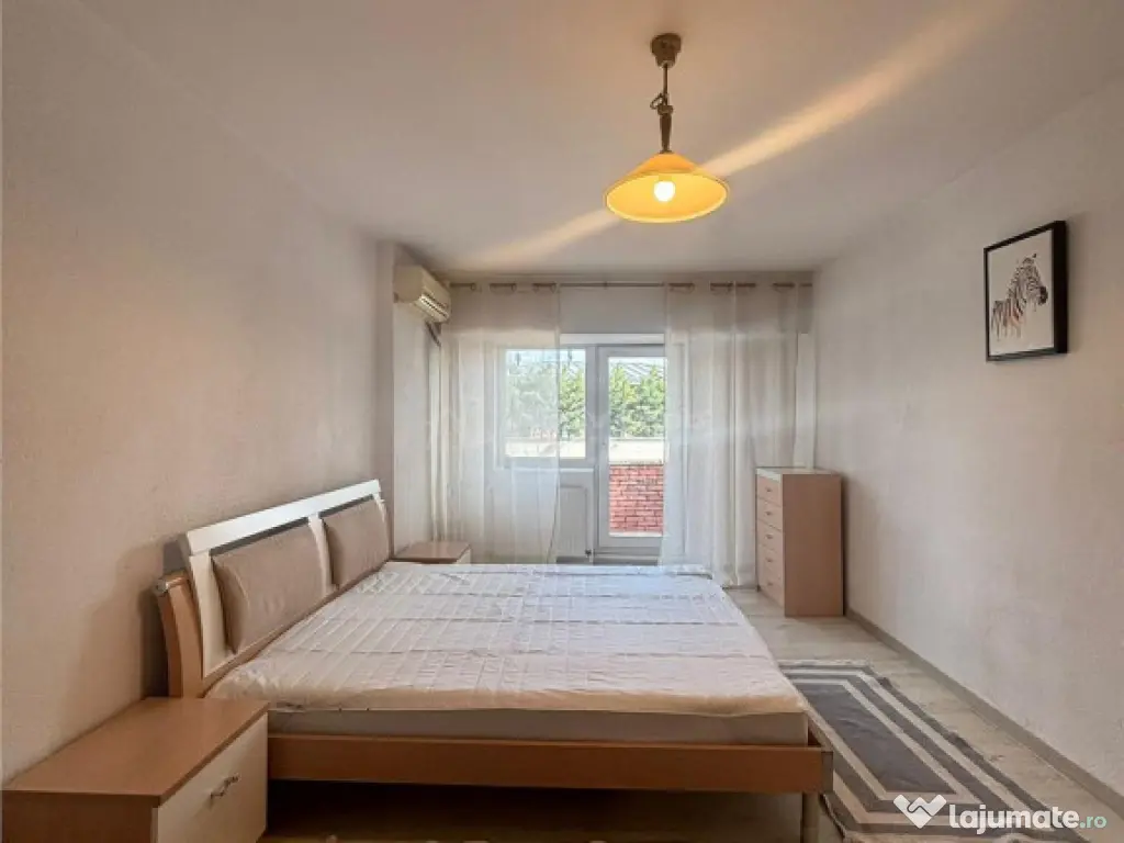 3 Camere, Bd. Libertatii (Unirii), Parcare, Centrala Proprie 