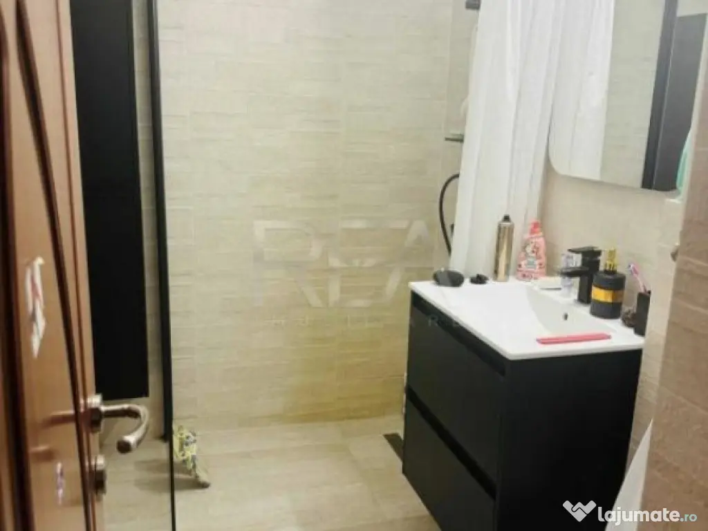 3 camere decomandat, 3/4, 77mp-Drumul Sarii 