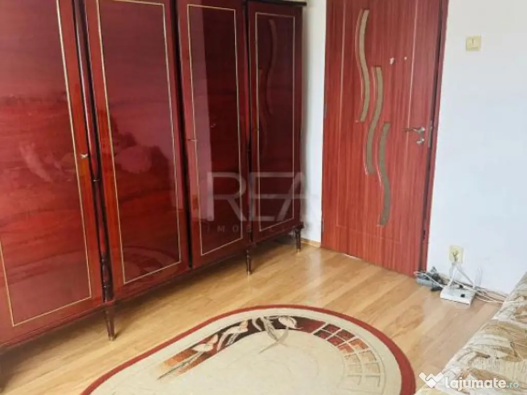 3 camere decomandat, 3/4, 77mp-Drumul Sarii 