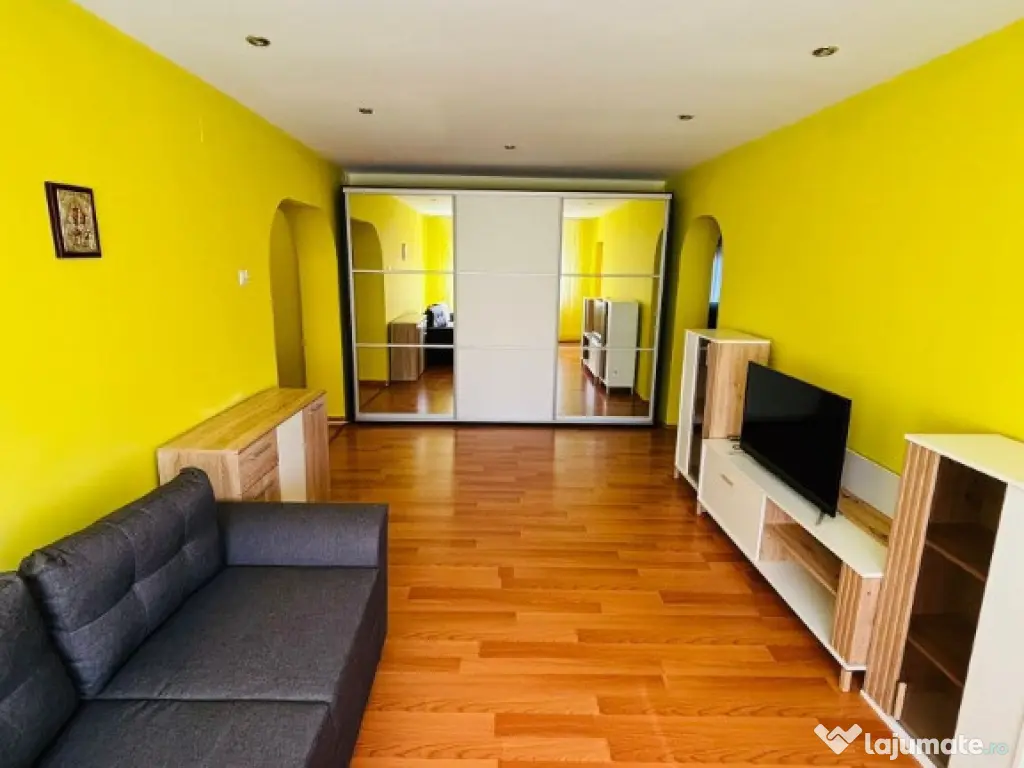 Ap. 3 camere - V. Lupului 