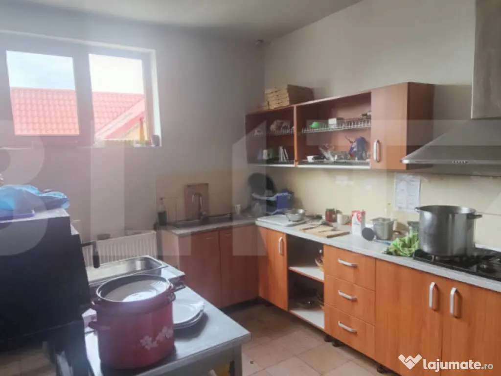 Inchiriez spatiu comercial in Voinesti, oportunitate unica p 