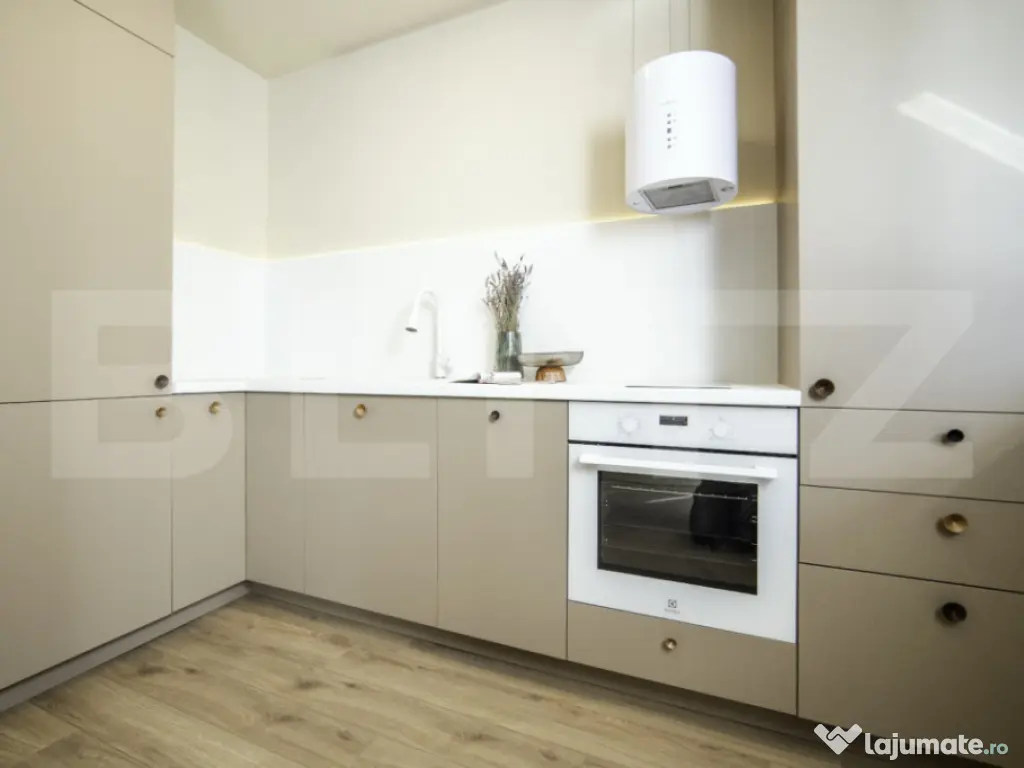 Apartament de lux de inchiriat Lipovei bloc nou etaj 2 teras