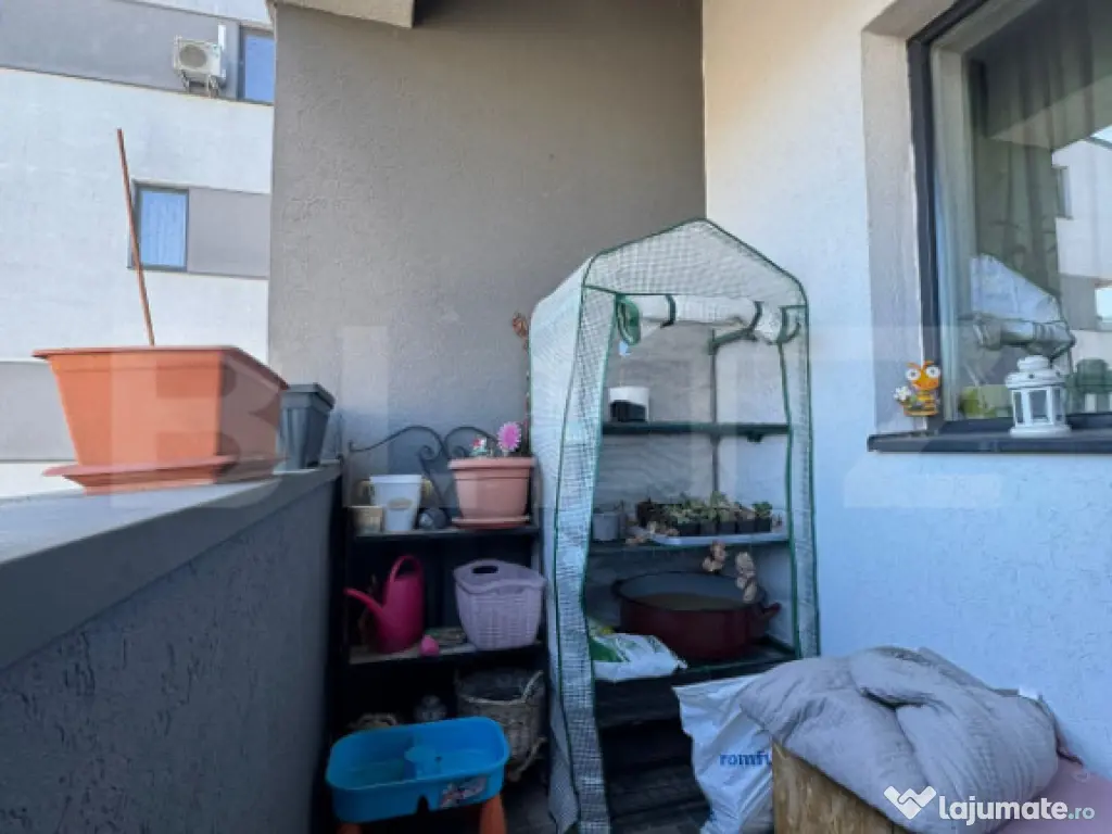 Apartament 2 camere, 57 mp utili, balcon, 2 parcari, aproape 